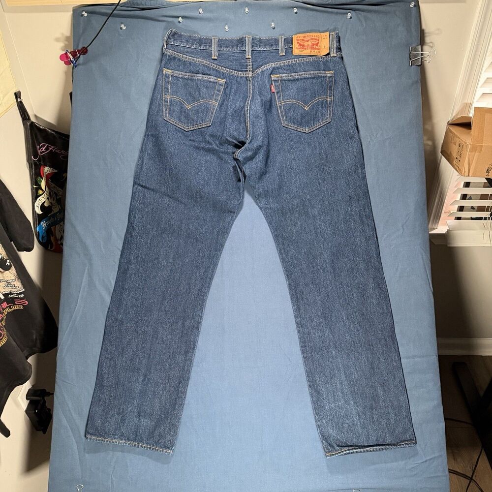 Levi's 501 Jeans Mens 38x34 Button Fly Blue Denim Straight Fit